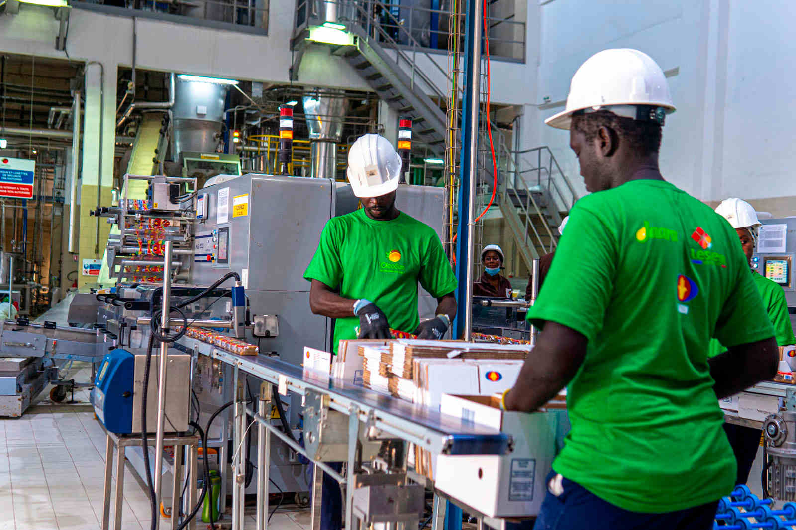 Lesieur Cristal accélère son développement en Afrique et démarre, avec sa filiale OLEOSEN, une nouvelle ligne de production de savon au Sénégal
