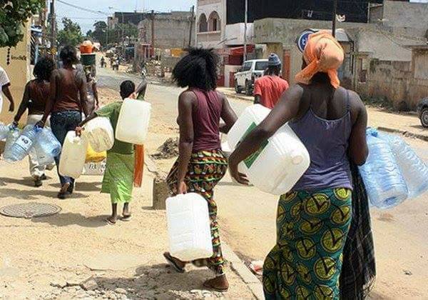 Problème d’eau et d’électricité à Médina Baye : Les avis partagés des fidèles et habitants