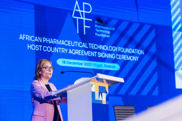 Rwanda : le Fonds africain de développement engage 12 millions de dollars pour une mise en œuvre rapide de la Fondation africaine de la technologie pharmaceutique